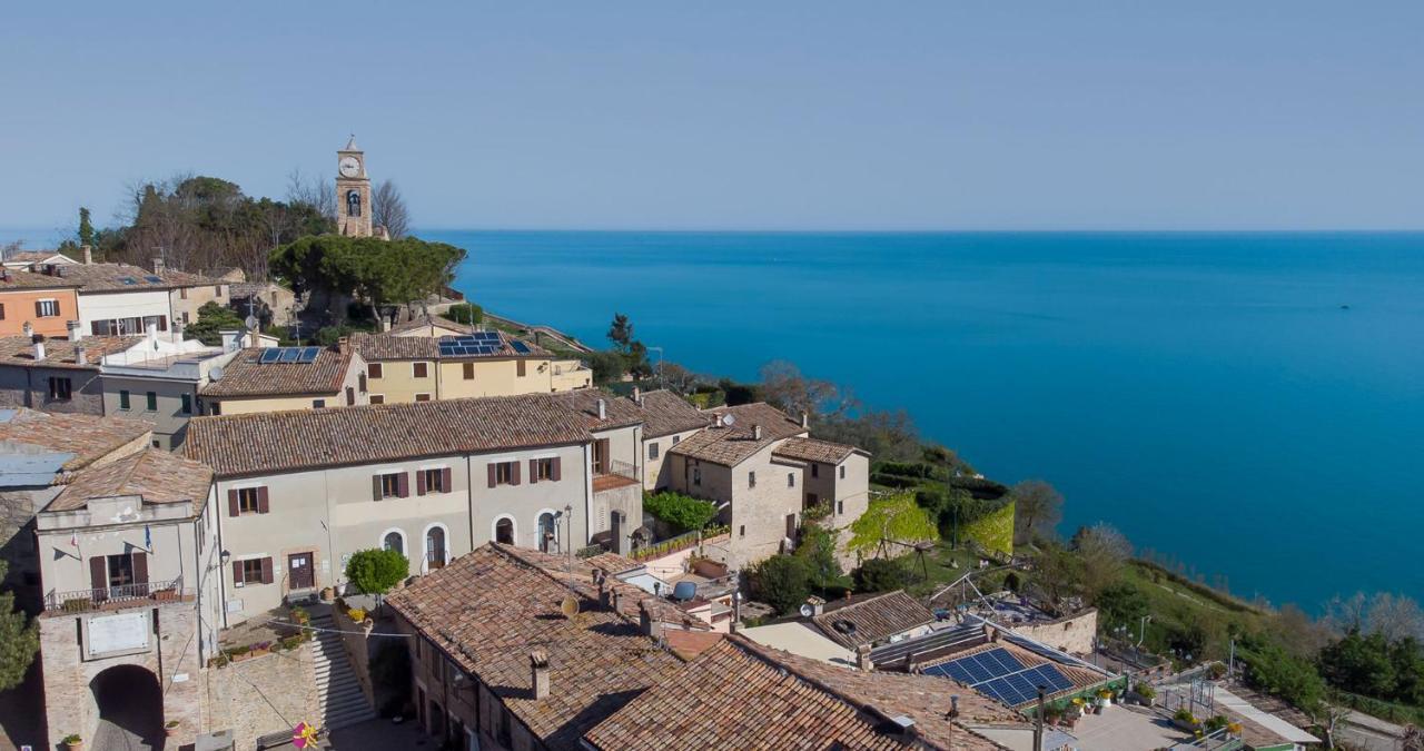 Fiorenzuola di Focara Fiorenzuola Bed & Breakfast المظهر الخارجي الصورة